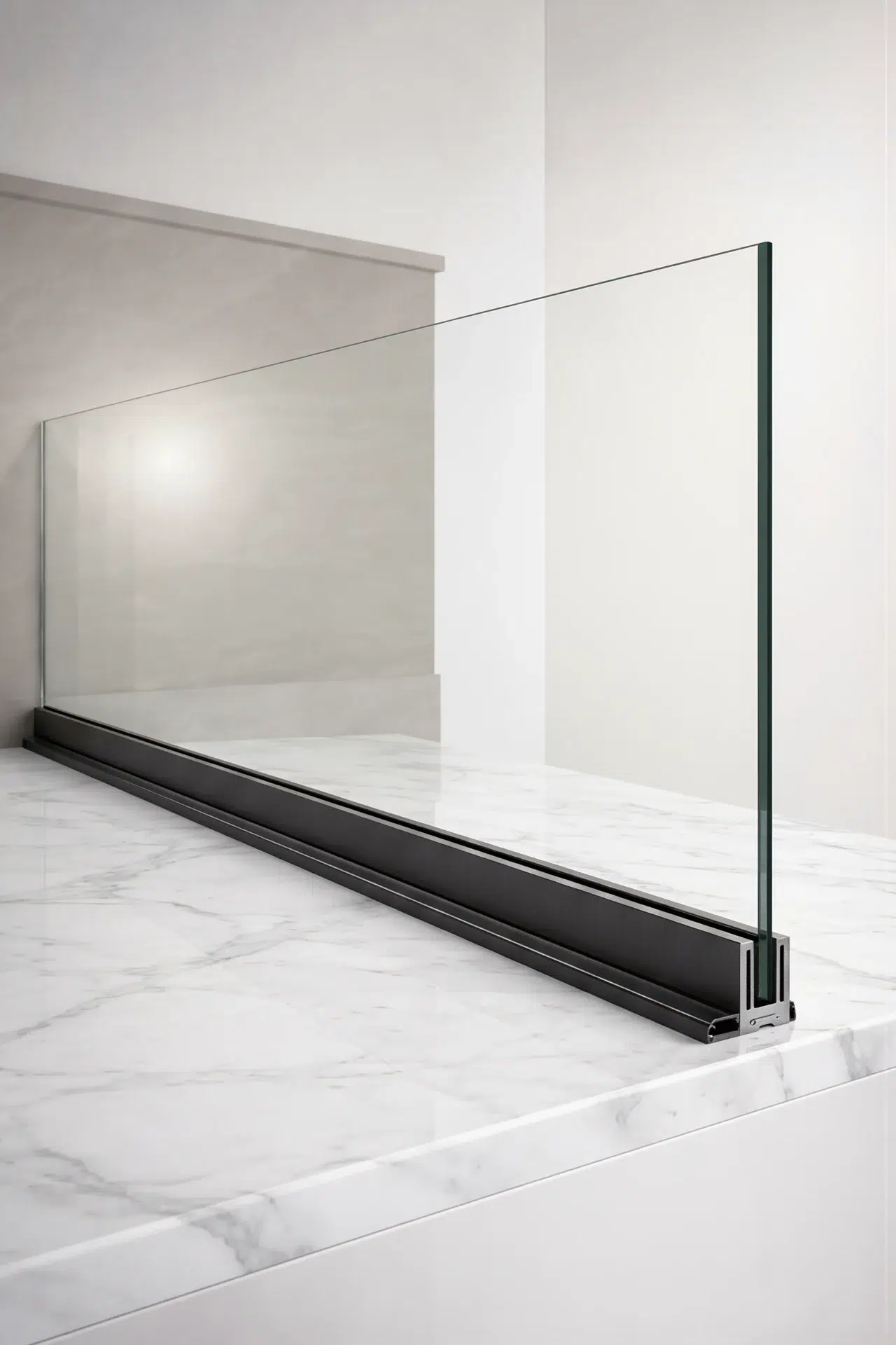 VLX 120 Glass Railing System in Ventura, CA | Juniper Windows Ventura - detail 2
